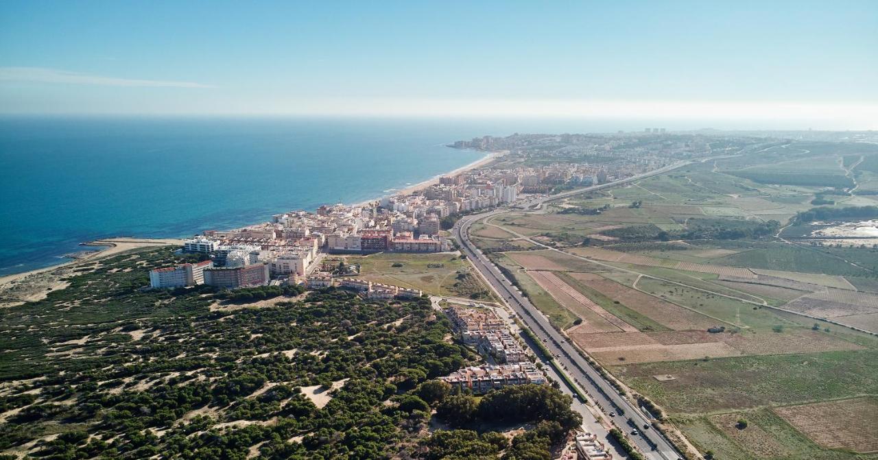 Infinity Beach تورّيفيِخا المظهر الخارجي الصورة